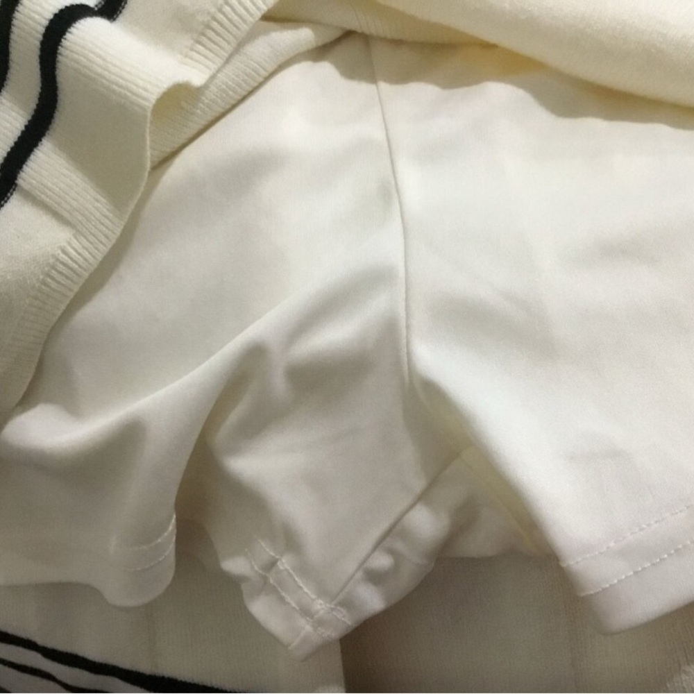 Sincerely Jules Off White Sweater Knit Pleated Hem Striped Tennisprep Skort Med. - Picture 2 of 3